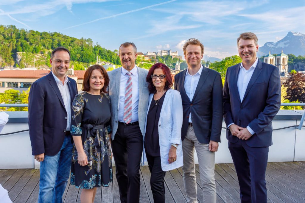Logistik-Profi Andreas Gfrerer, Unternehmensberater LAbg. Roland Meisl, Nationalratsabgeordnete Conny Ecker und Gemeinderätin Hannelore Schmidt Das neue Team des Salzburger Wirtschaftsverbands